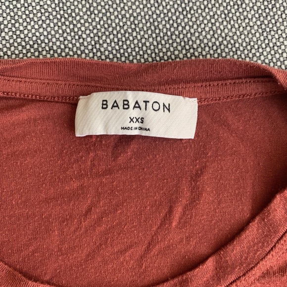 Babaton Everyday Tshirt - Picture 2 of 4